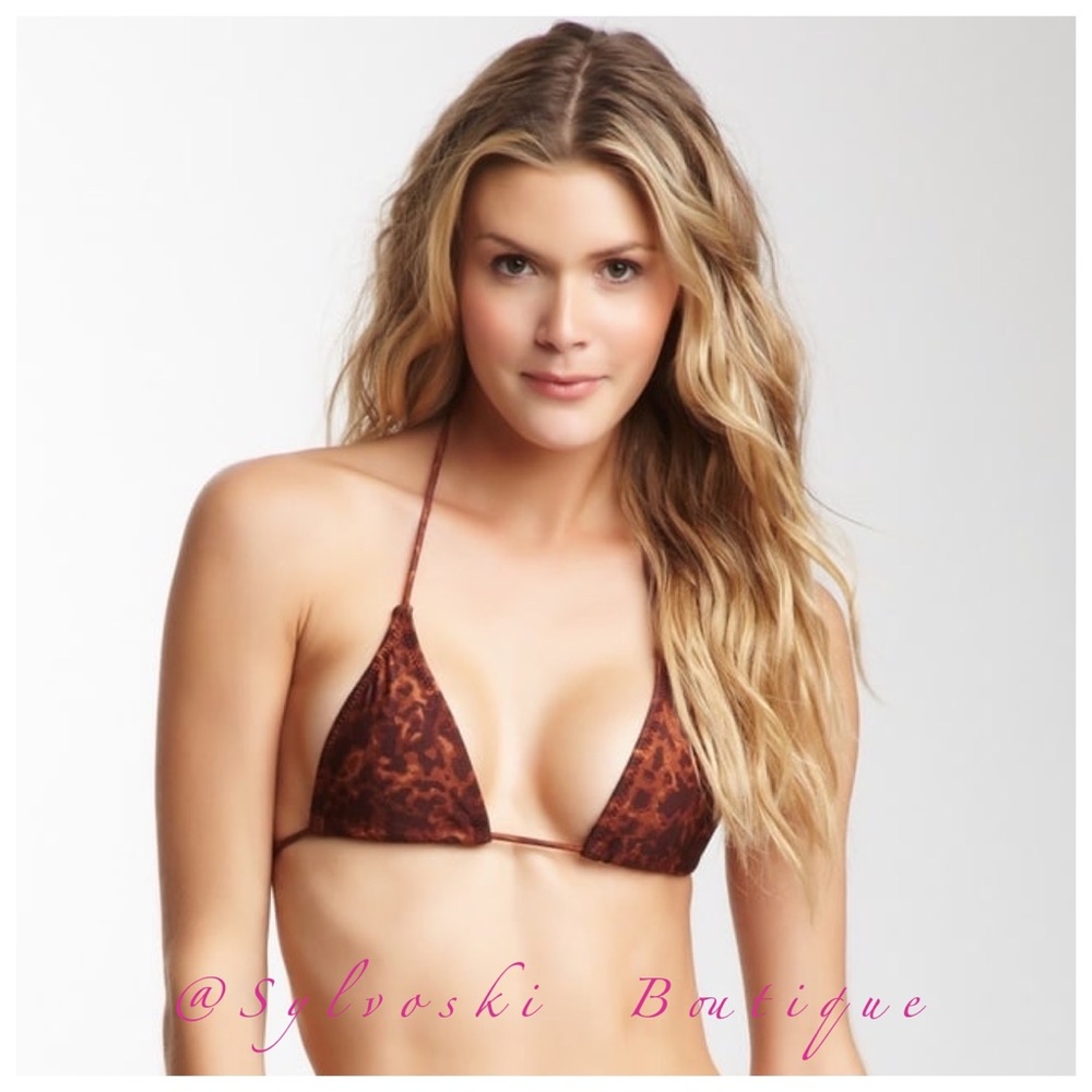 🔥Tigerlily Classic Triangle Bikini Top NWT